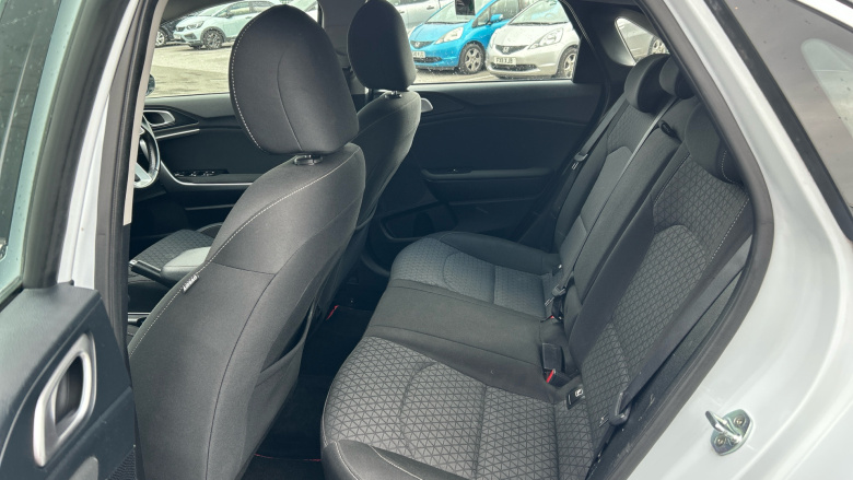 Kia Ceed 1.0T GDi ISG 2 NAV 5dr Petrol Hatchback